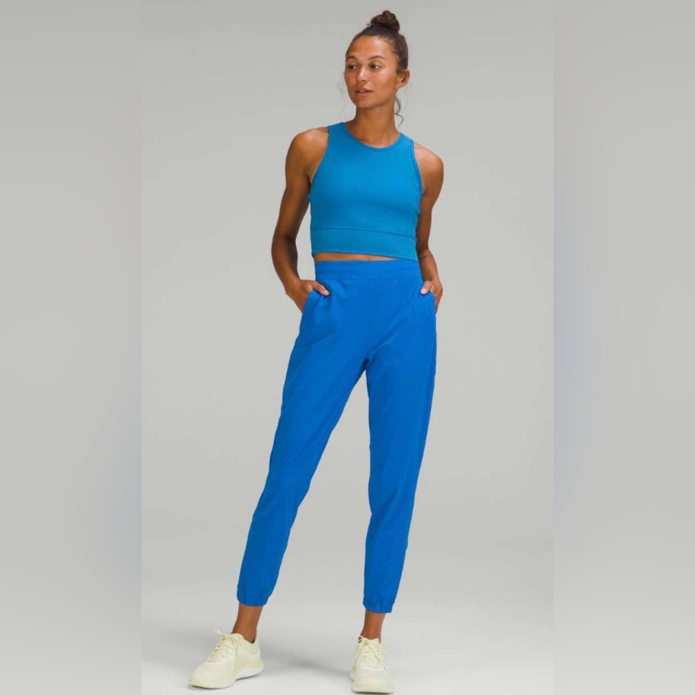 NEW Lululemon Mesh Back Training Cropped Tank Top Poolside Blue Size 4 - Picture 2 of 10